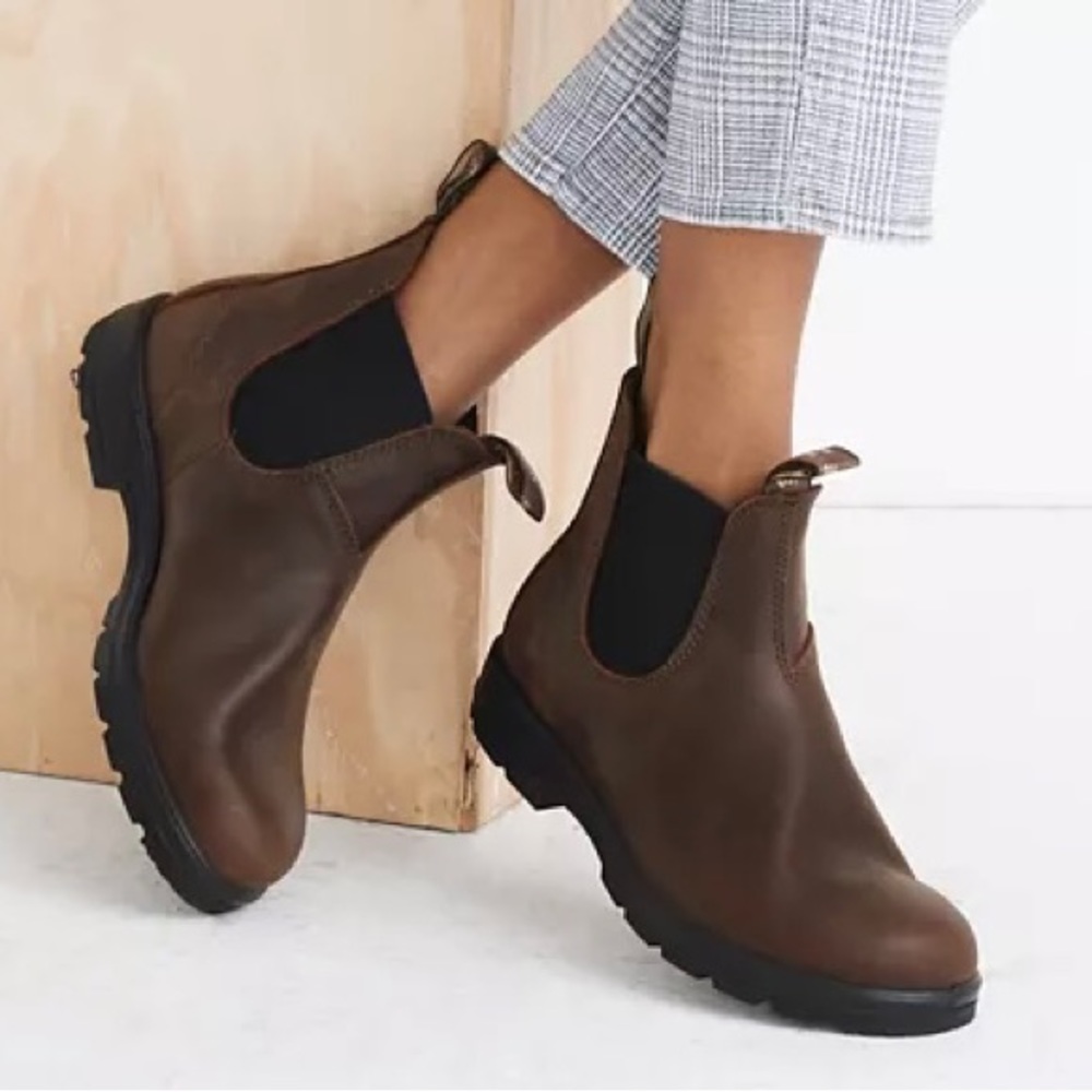Blundstone 550 women’s boots. Size 8.